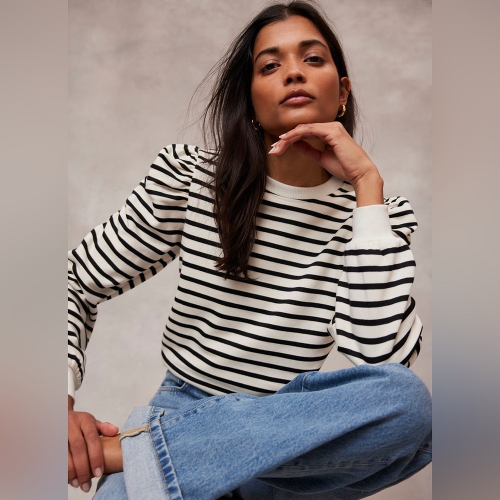 Striped Black and White Women's Sweatshirt